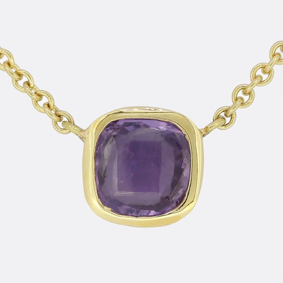 1.25 Carat Unheated Ceylon Purple Sapphire Pendant In Good Condition For Sale In London, GB