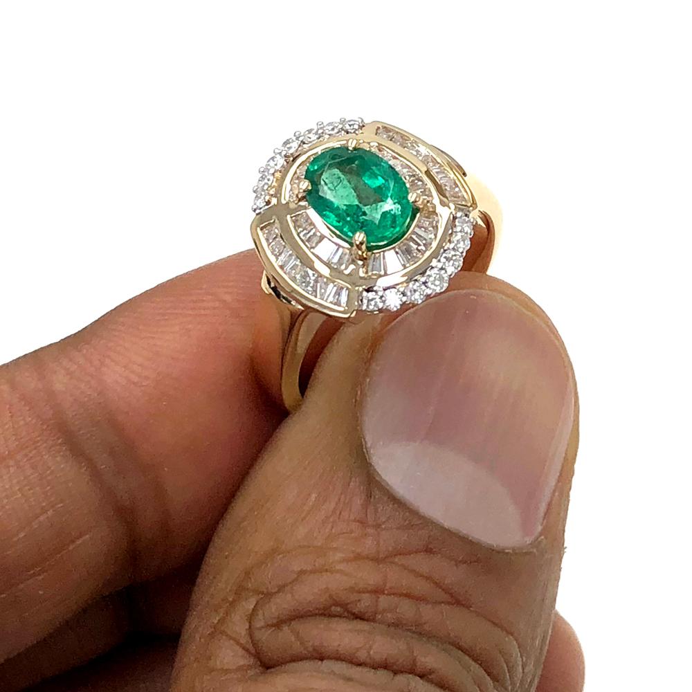 1.25 Carat Zambian Emerald Diamond 14 Karat Yellow Gold Cocktail Ring 1