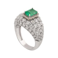 1.25 Carats Diamond Emerald 14 Karat White Gold Ring