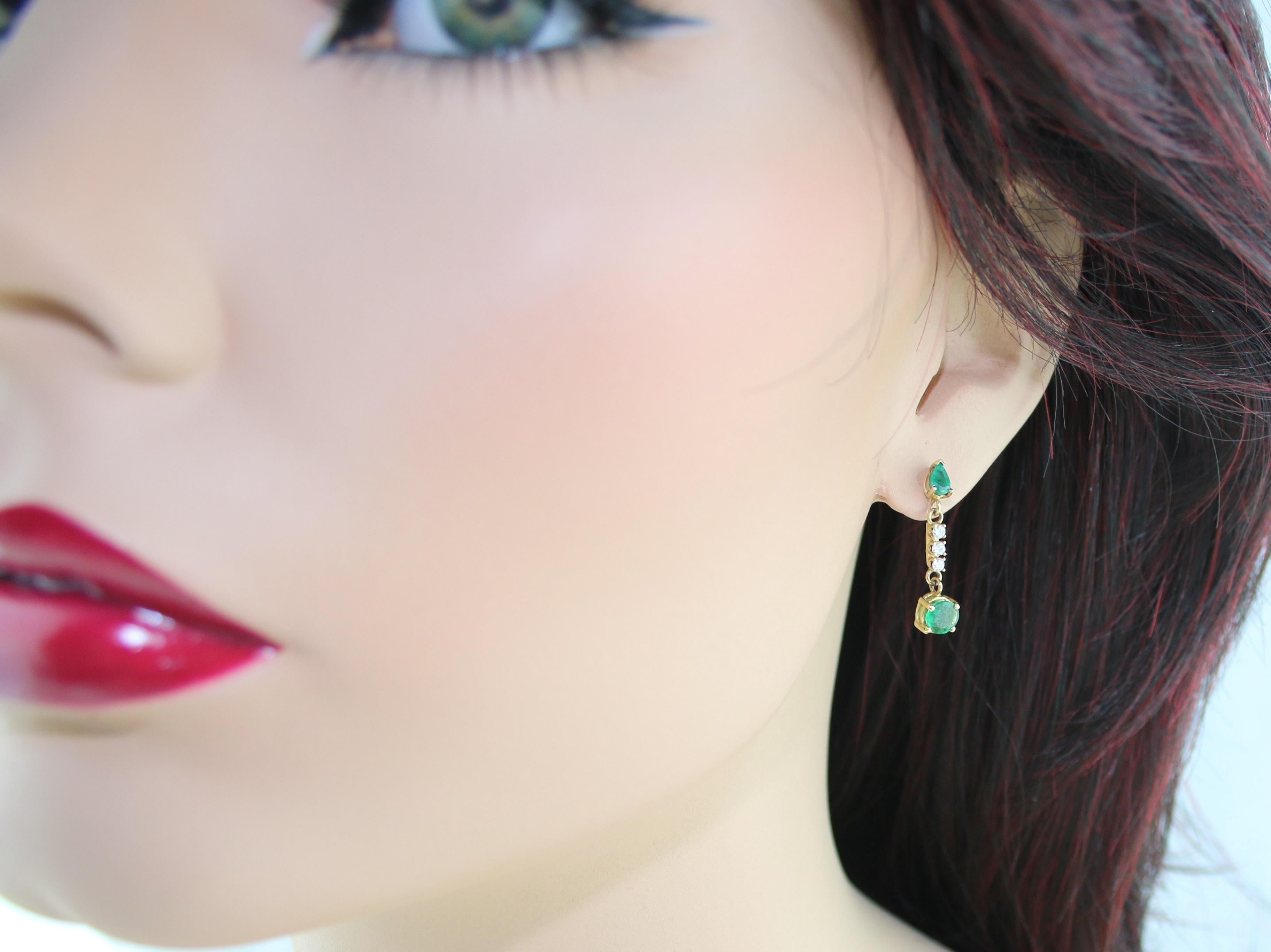 Contemporary 1.25 Carat Emerald and Diamond Gold Drop Earrings