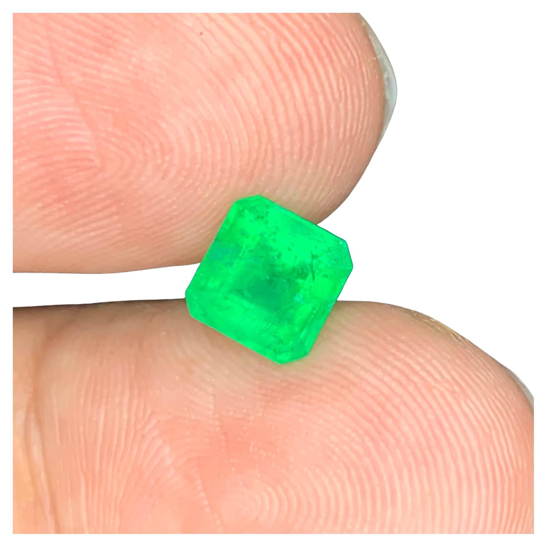 1.25 Carats Natural Loose Emerald Swat Pakistan Mine