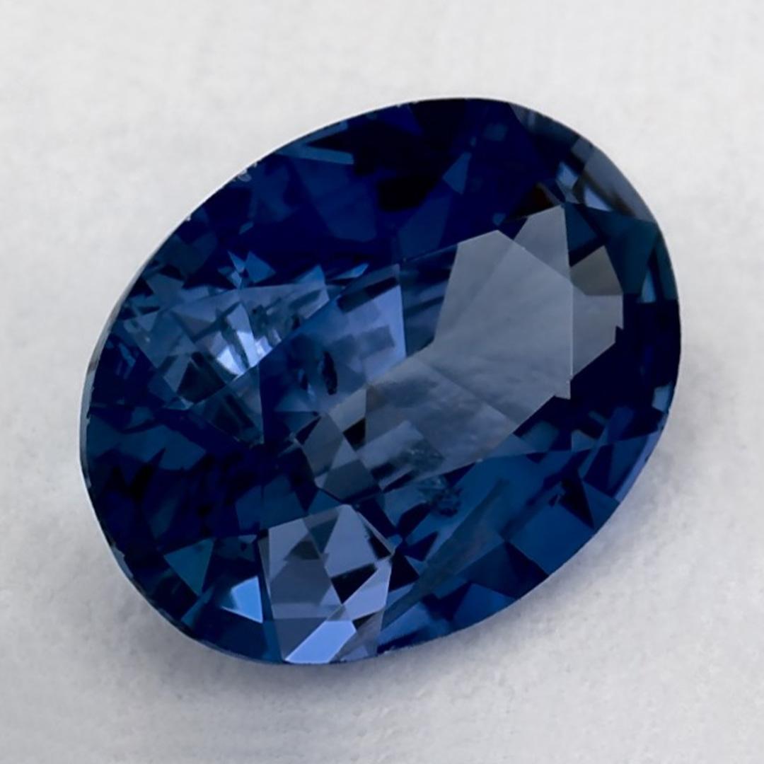 Taglio ovale 1.25 carati di zaffiro blu ovale sfuso in vendita