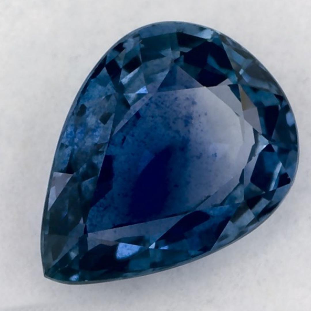 Gema suelta de zafiro azul pera de 1.25 qt Corte pera en venta