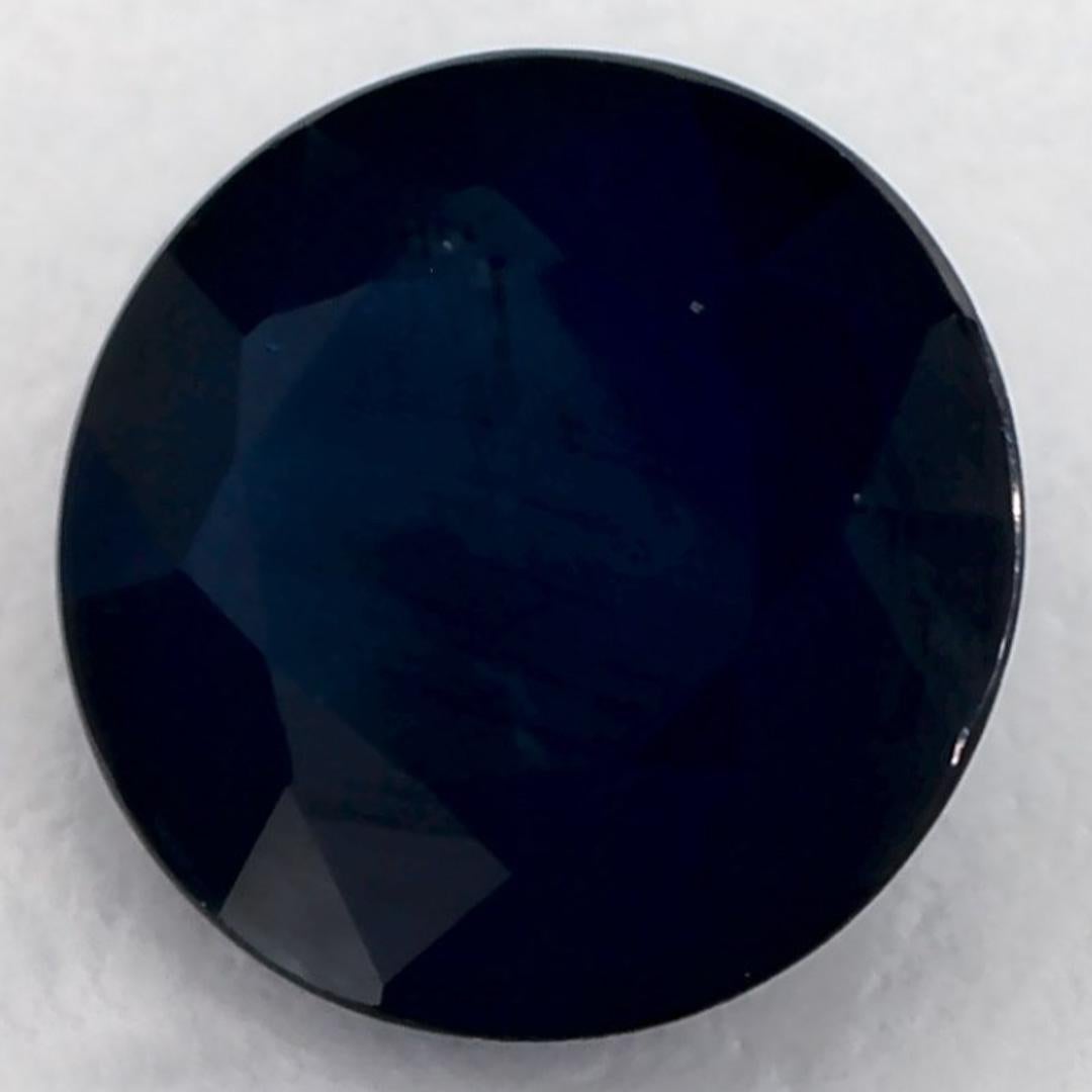 Ce saphir bleu naturel offre élégance et sophistication. Avec sa riche saturation de couleurs et sa coupe précise, il constitue la pièce maîtresse parfaite pour une bague de fiançailles ou une conception de bijoux de luxe.

Ce saphir provient du Sri