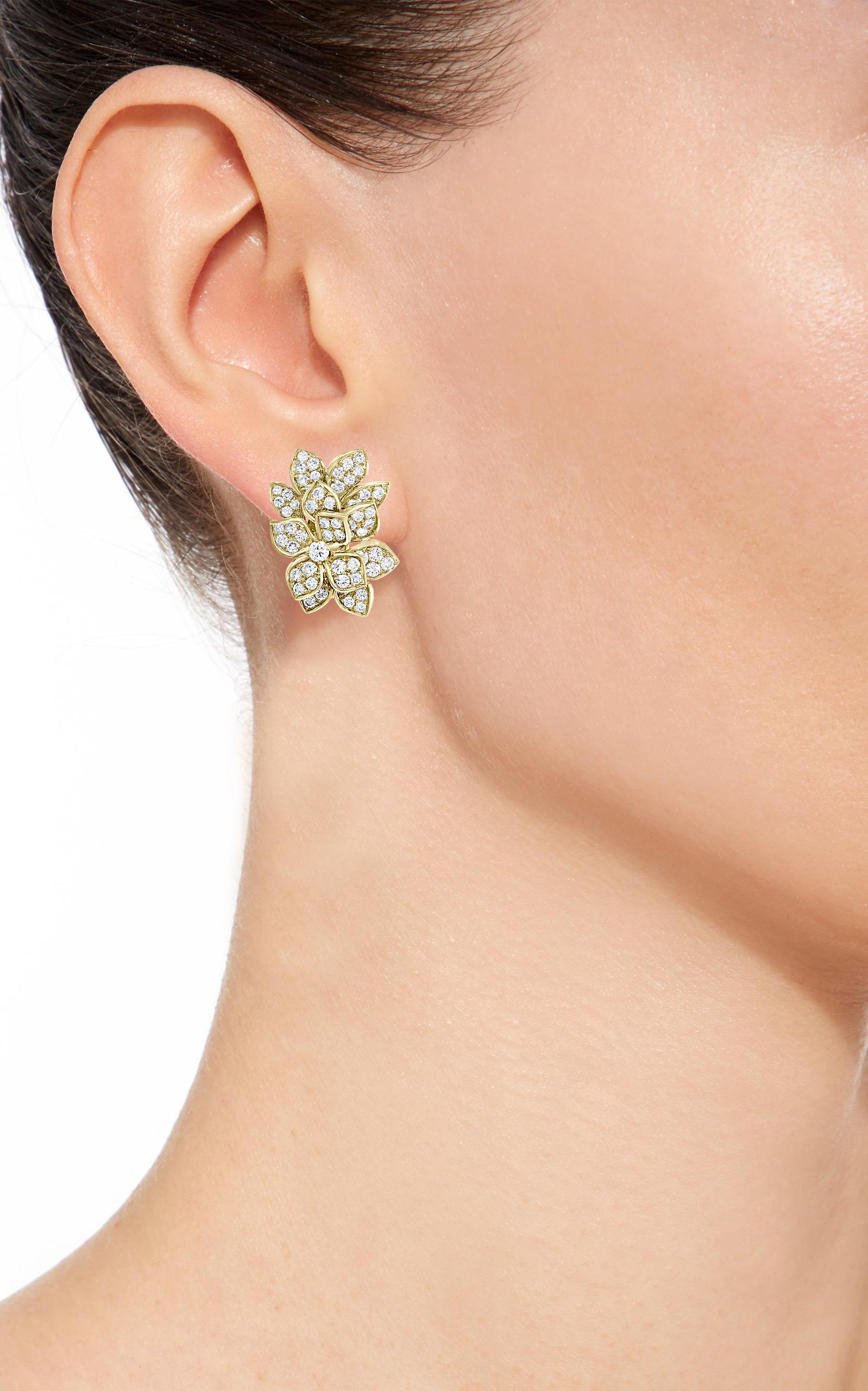 Clips d'oreilles en or 18 carats pour femmes avec diamants de 12,5 carats de qualité VS, 27 grammes en vente 4