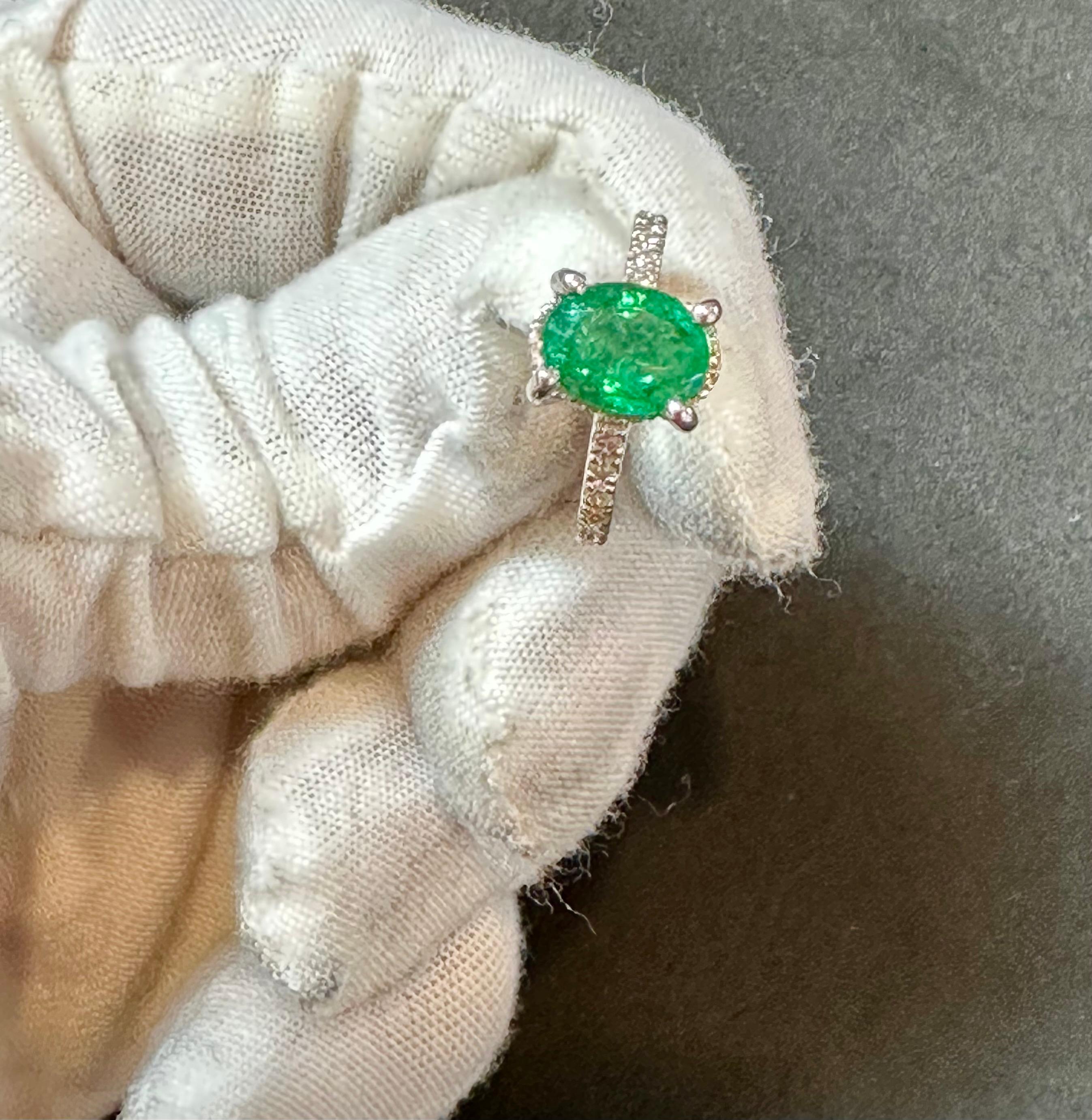 1.25 Ct Oval Cut Natural Emerald & 0.85 Ct Natural Diamond Halo Engagement Ring For Sale 6
