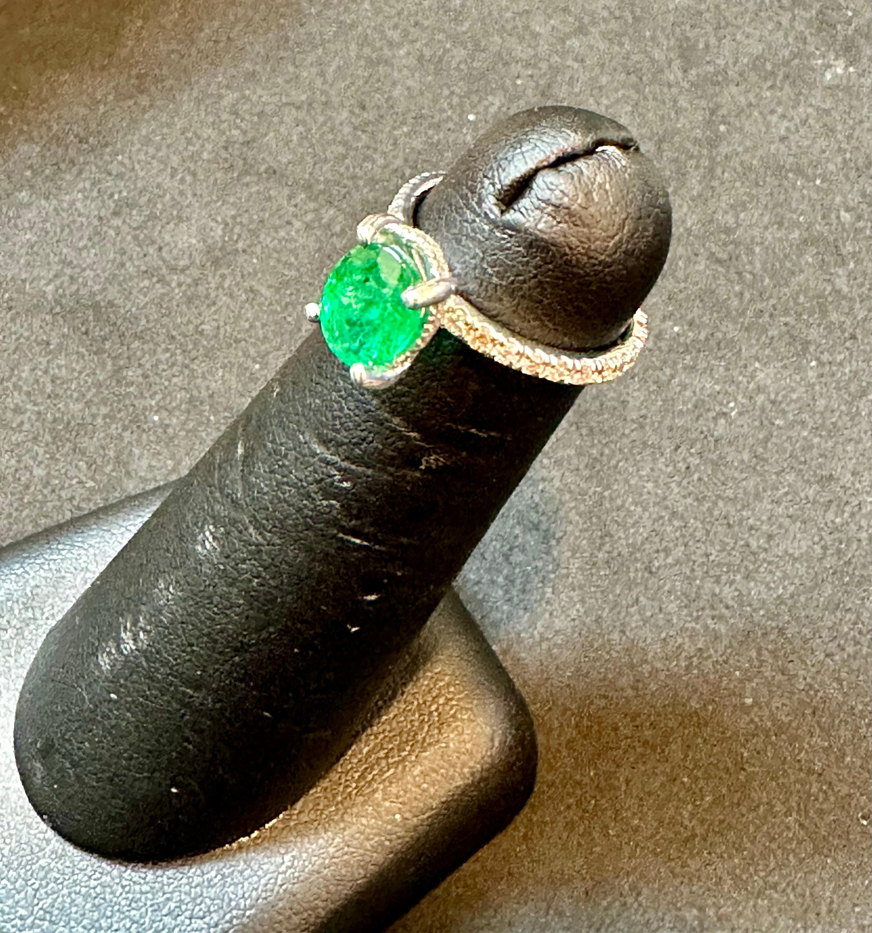 1.25 Ct Oval Cut Natural Emerald & 0.85 Ct Natural Diamond Halo Engagement Ring For Sale 3