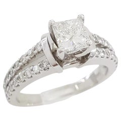 Anello di fidanzamento con diamante taglio Princess Brilliante da 1,25 ct con gambo diviso