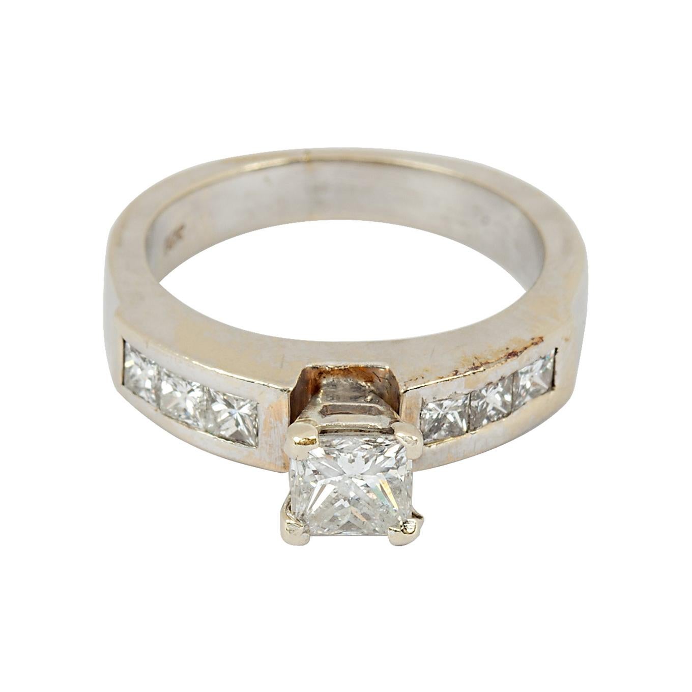 1,25 Cttw. Bague de fiançailles en or blanc 14k avec diamant taille Princesse