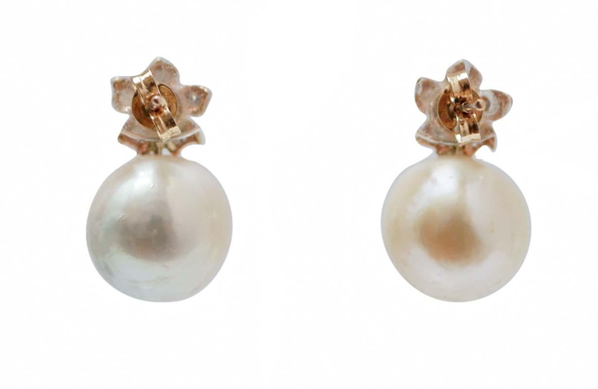Pendientes de perlas blancas, rubíes, diamantes y flor de oro rosa de 12.5 mm. Retro