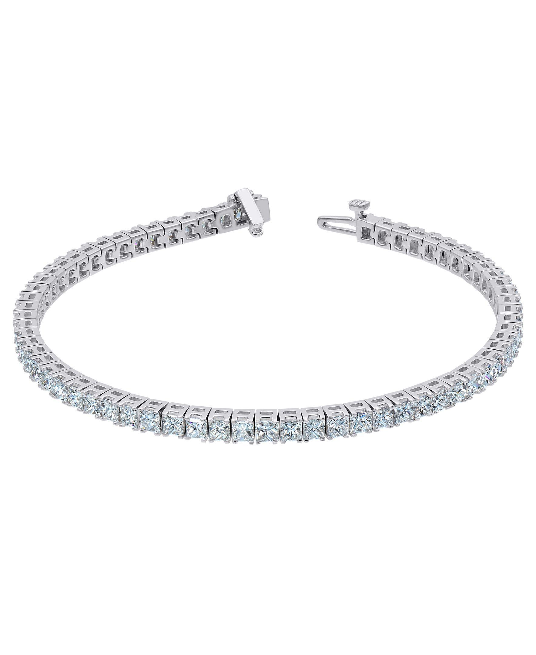 Take your look from ready to glow with this marvelous diamond tennis bracelet. Crafted in cool 14K white gold, this shimmering line of 1/4 ct. diamonds elevate any look with sparkle showcasing a row of dazzling diamonds((H-I, VS2). Breathtaking with