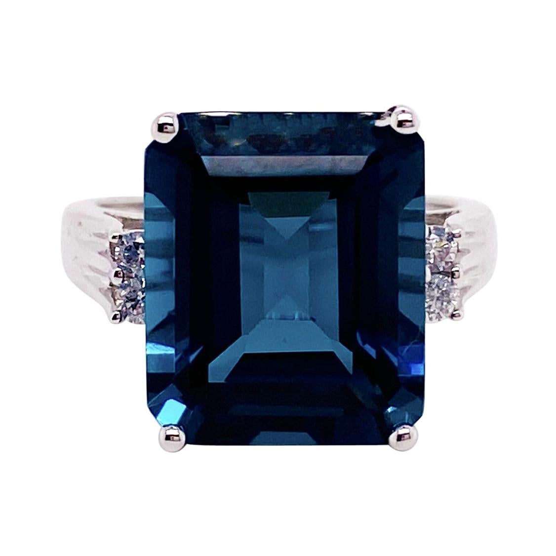 For Sale:  London Blue Topaz and Diamond Ring 9.05 Carats 14 Karat White Gold Midnight Blue
