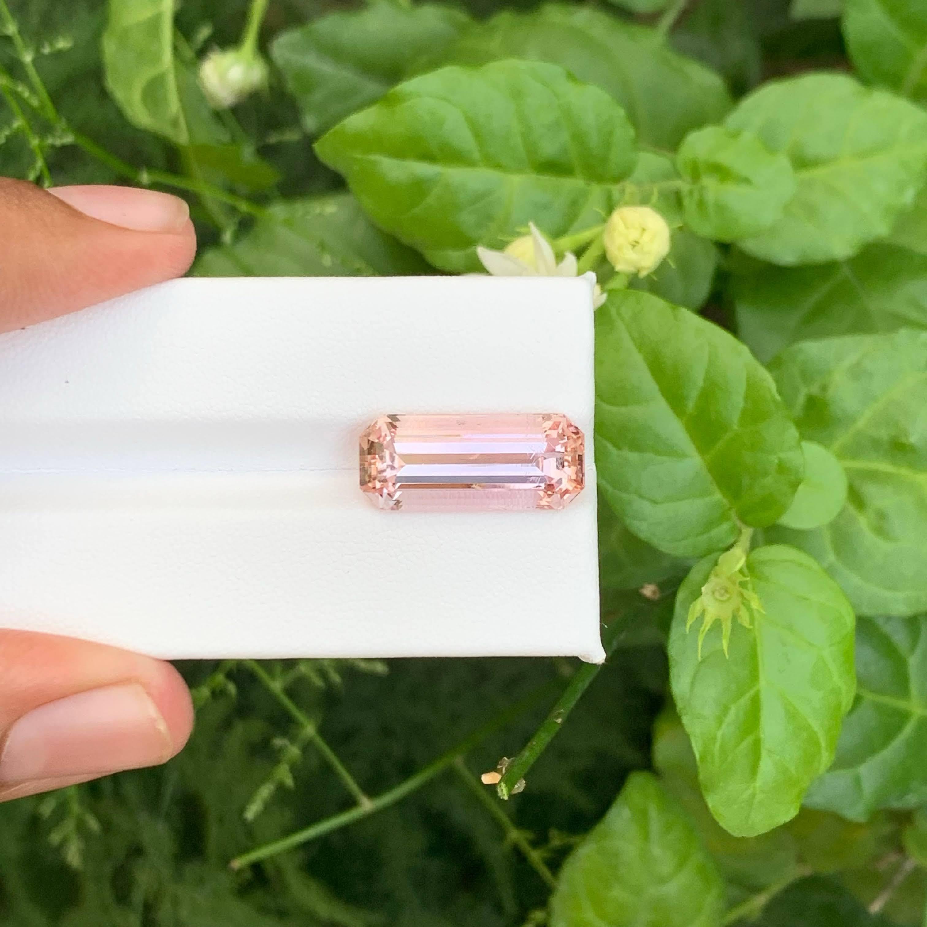 12,50 Karat Natürlicher Loser Rosa Imperial Topas Smaragdschliff Pakistanischer Edelstein im Angebot 1
