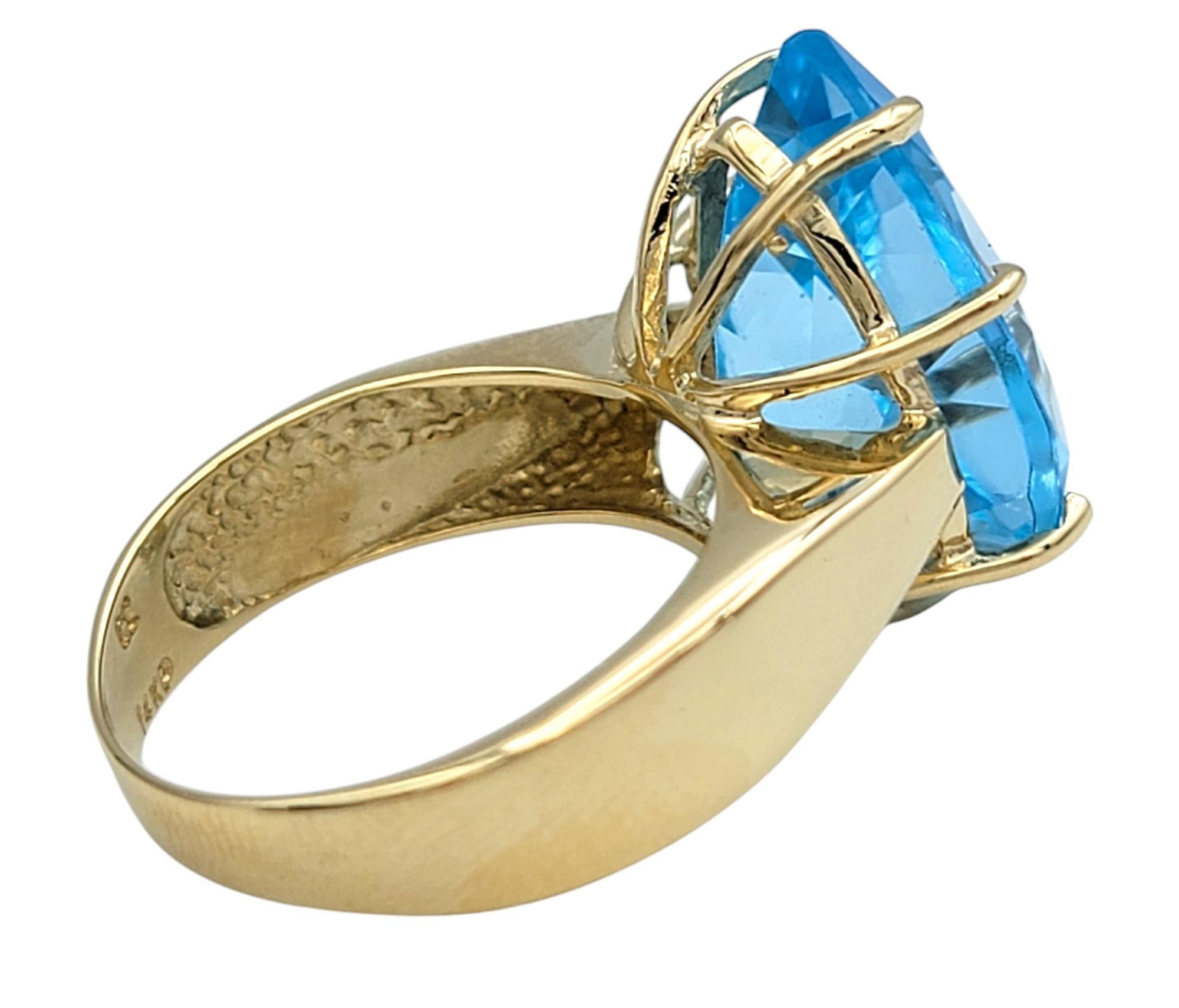 12.50 Carat Pear Cut Blue Topaz Solitaire Wide Band Ring in 14 Karat Yellow Gold For Sale 2