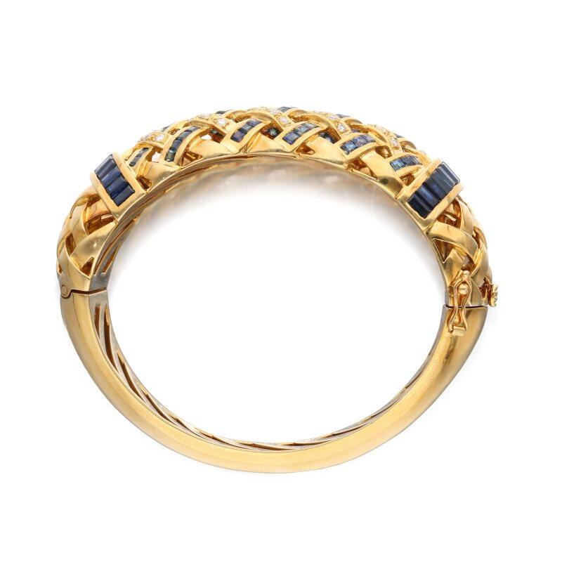 Zafiro de 12,50 quilates Diamante de 1,00 quilates Pulsera de brazalete de oro amarillo de 18 quilates en venta 2