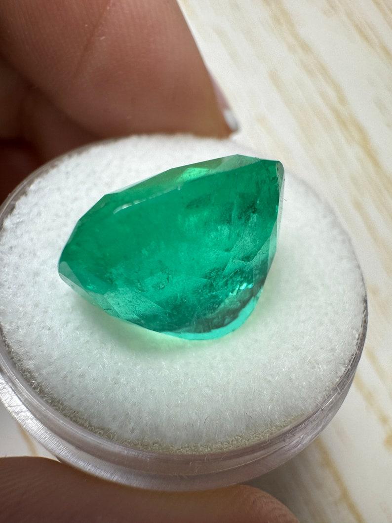 12.50 Carat Stunning Green Colombian Emerald - 15x13.5 Cushion Cut May Birthston For Sale 1