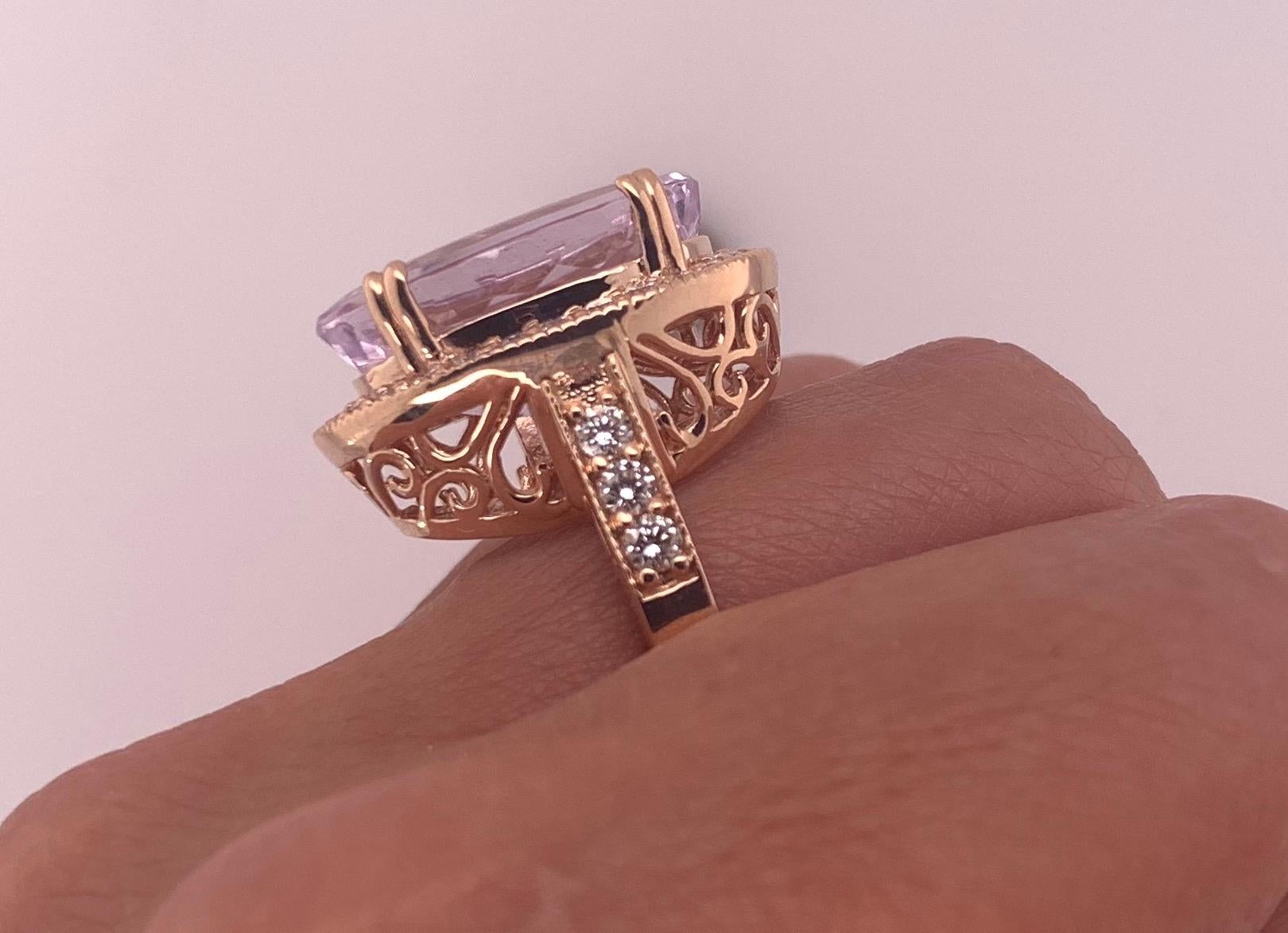 Contemporary 12.53 Carat Kunzite and Diamond Ring