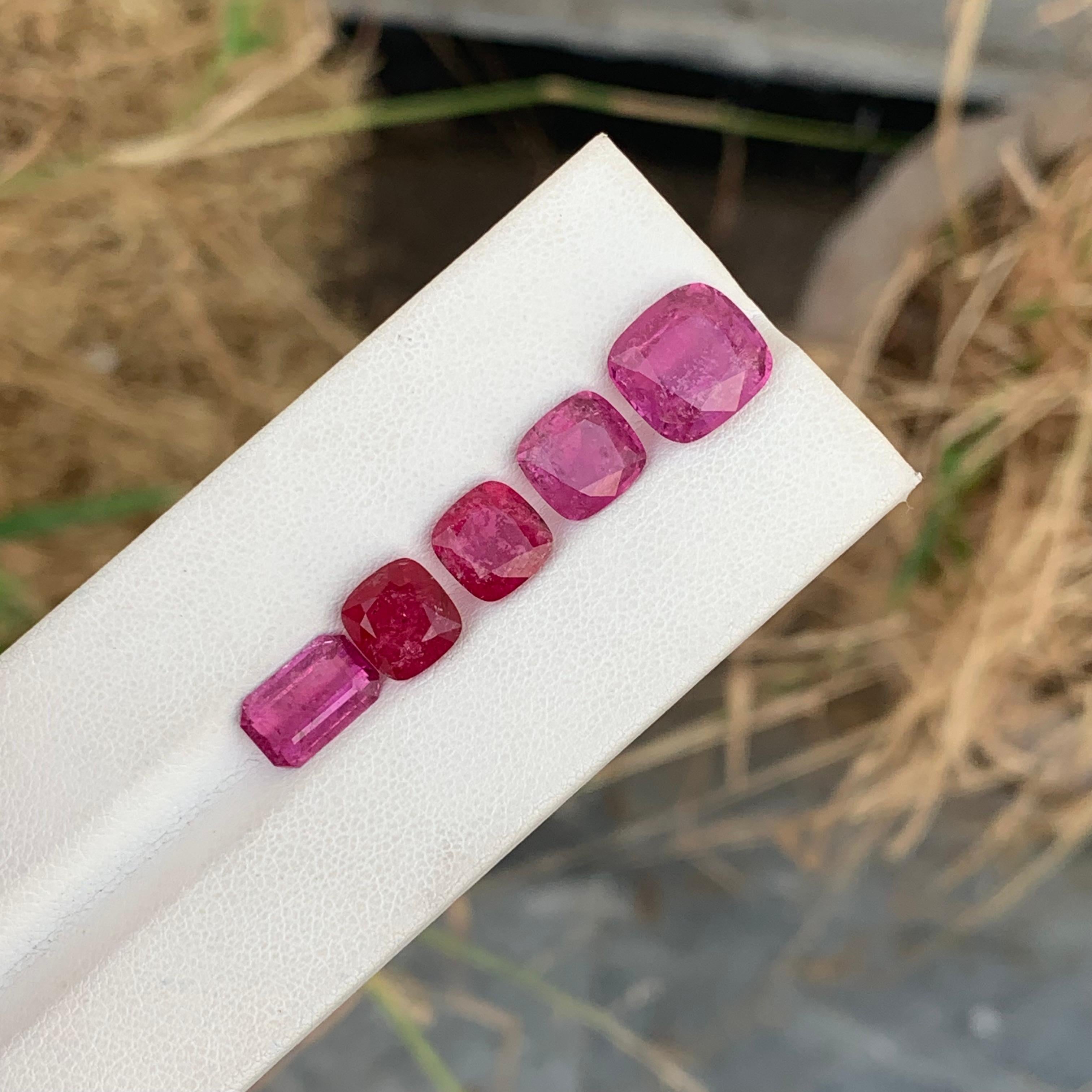da uomo o donna 12,55 Carati di tormalina rubellite sfusa per gioielli in vendita