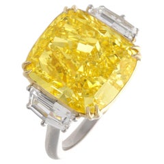 12.58 Carat Radiant Diamond Ring Fancy Yellow 18K Gold Crown-Worthy Fancy Rarity