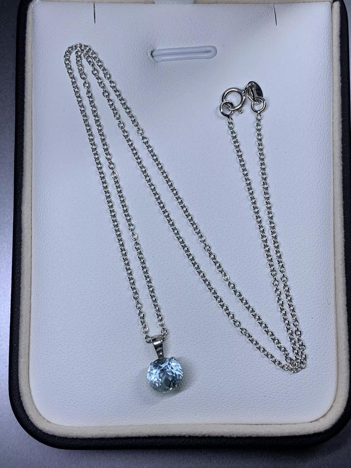 Pendente con acquamarina da 1,25ct in oro bianco 18ct. In condizioni Nuovo in vendita a London, GB