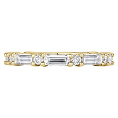 1.25ct Baguette and Round Brilliant Cut Diamond Wedding Band in 18k Yellow Gold
