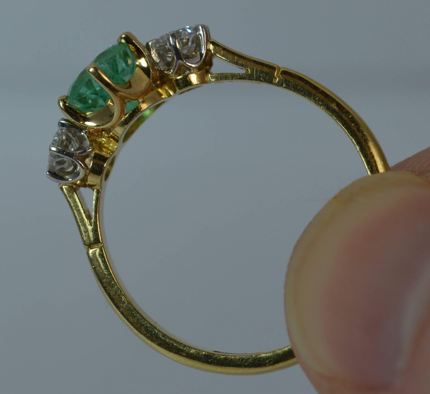 Women's 1.25 Carat Columbian Emerald and VS Diamond 18 Carat Gold Trilogy Ring