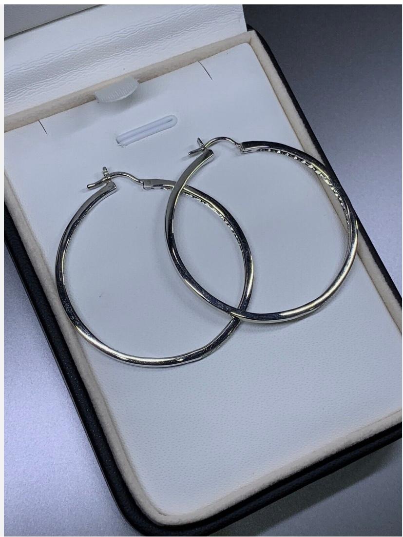 1.25ct Diamond chunky hoop huggies earrings in 18ct white gold For Sale 6