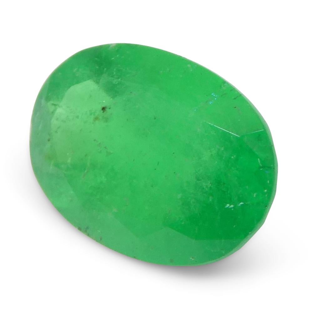 Brilliant Cut 1.25ct Oval Green Emerald from Colombia For Sale