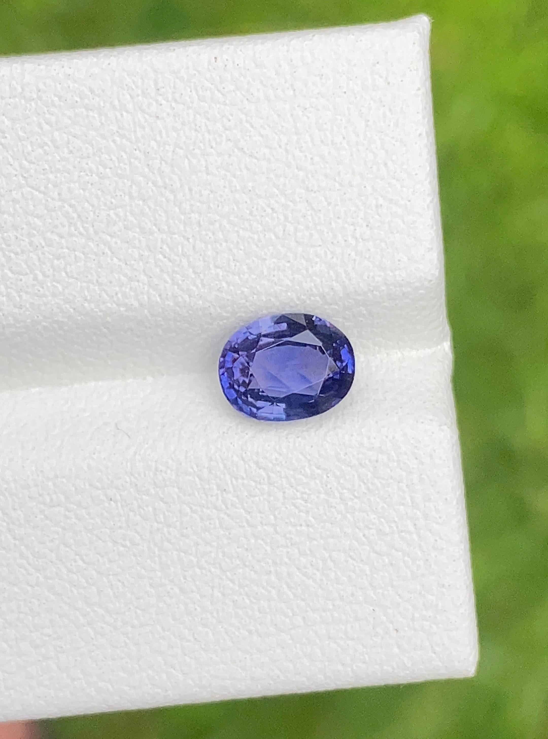 Oval Cut Certified 1.25ct Purple Sapphire Unheated Gemstone Ceylon Origin Ring Gemstone For Sale