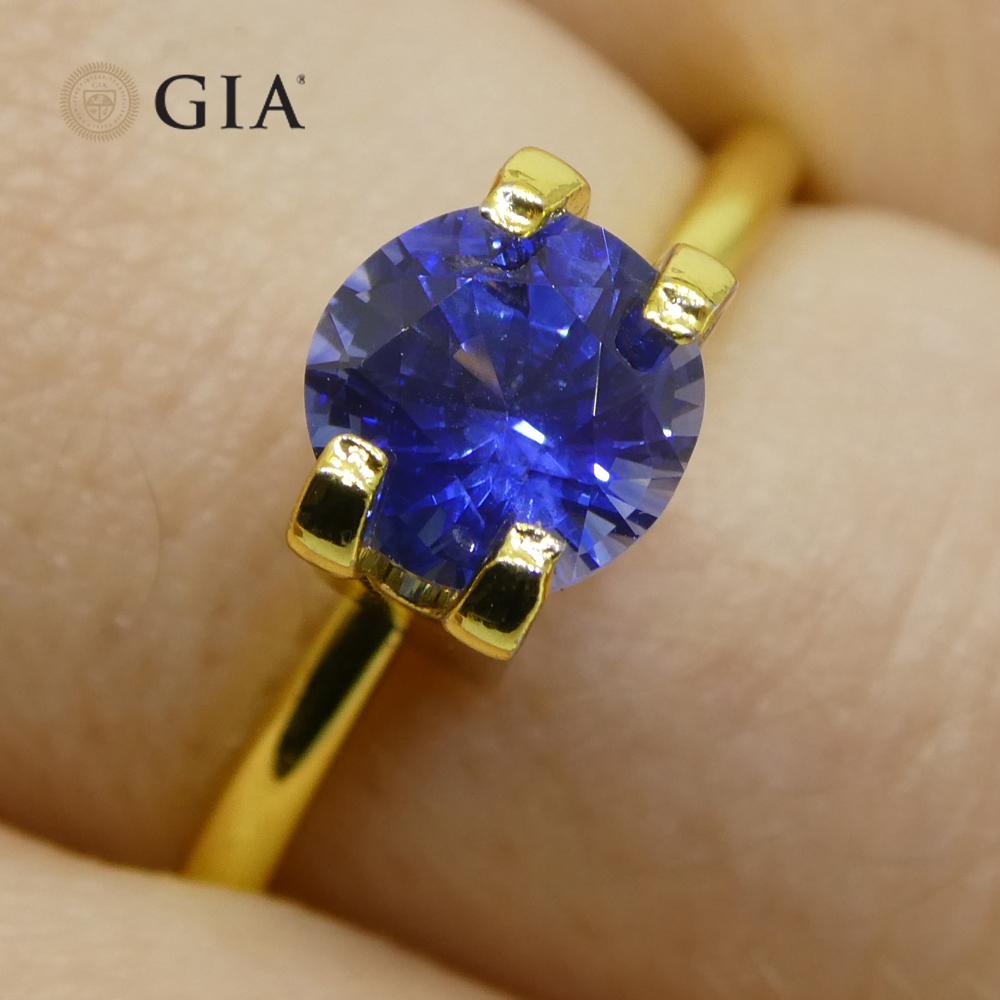 Taille brillant Saphir bleu rond de 1.25 carat certifié GIA, Sri Lanka   en vente