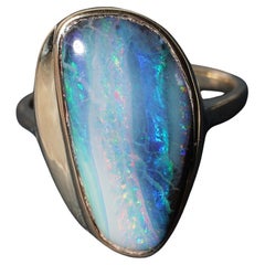 12.5ct Anillo de Ópalo Rosa Azul Australiano Macizo en Oro Amarillo de 9ct Hecho a Mano