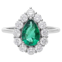 1,25 ct Esmeralda de Zambia Piedra de Nacimiento Anillo de Pera SI/H Halo de Diamantes Oro Blanco de 18k