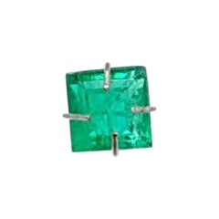 1.25cts Emeraude Naturelle de forme carrée 6mm CERTIFIED Stone.