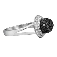 1.25cttw White and Black Round Cut Diamond Cocktail Ring 14k White Gold
