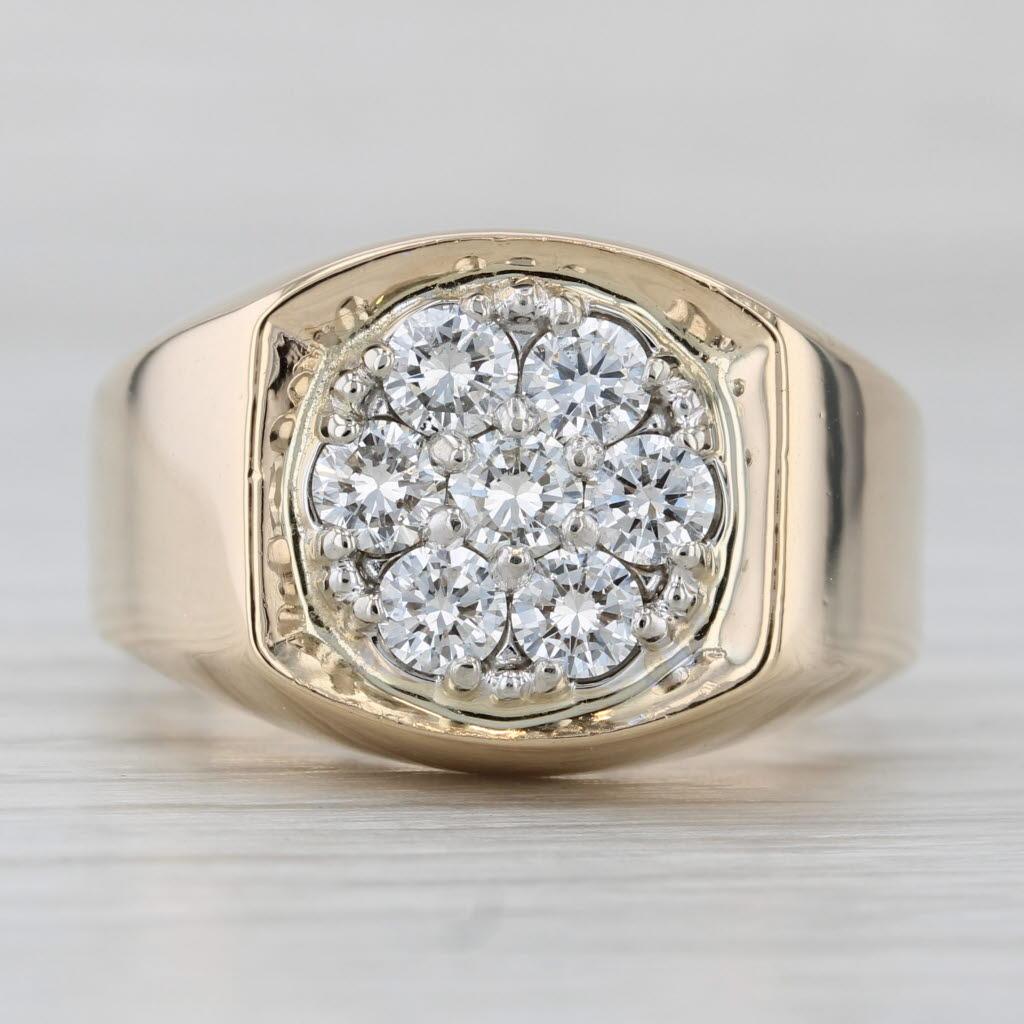 1.25ctw Diamond Cluster Ring 14k Yellow Gold Size 10 Men's Vintage In Good Condition In McLeansville, NC