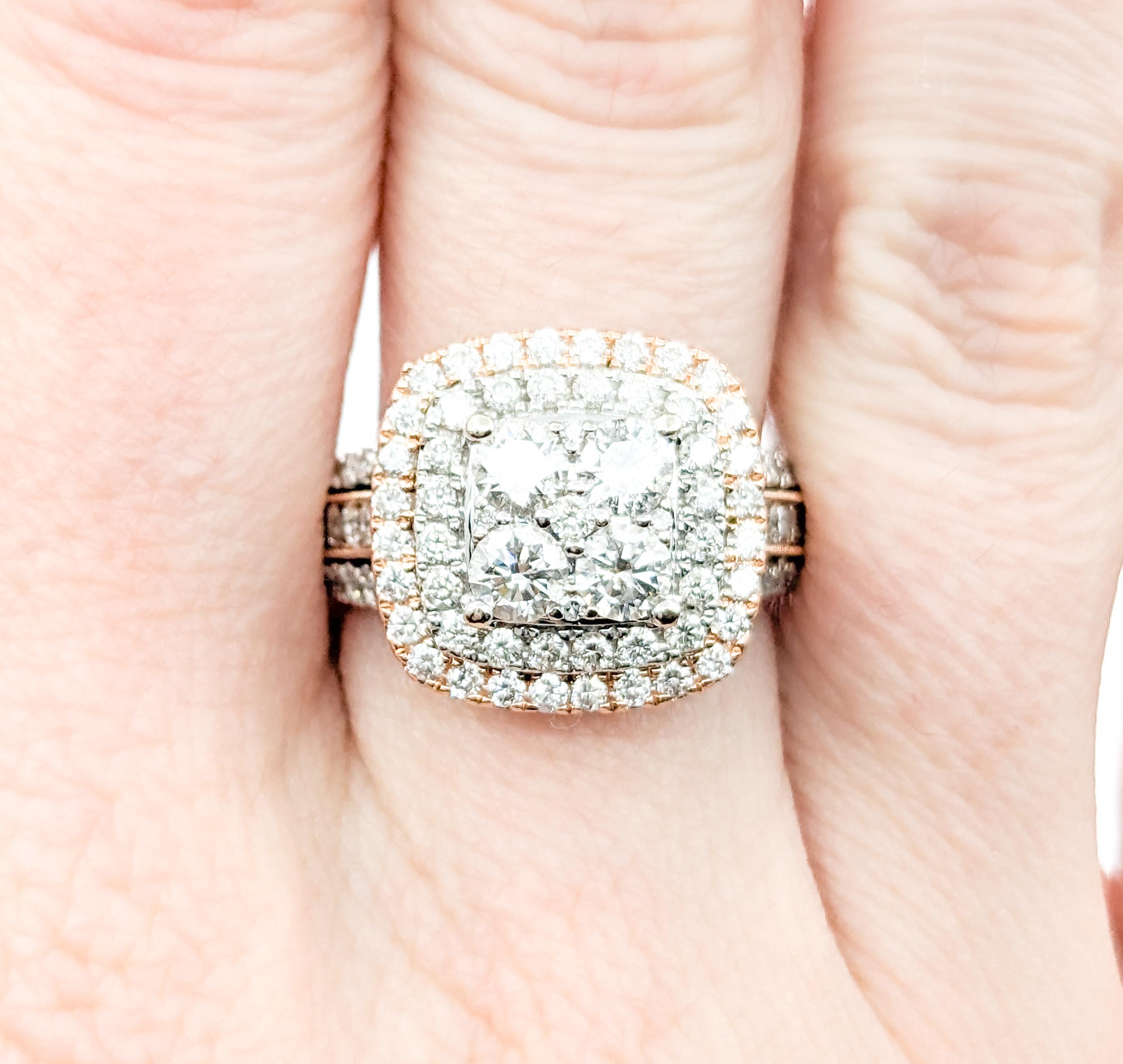 1.25 Karat Diamant-Verlobungsring aus zweifarbigem Gold mit Diamanten im Zustand „Hervorragend“ in Bloomington, MN