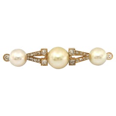 1.25ctw Old Mine and Rose Diamonds South Sea Pearl Brooch in 14K Yellow Gold