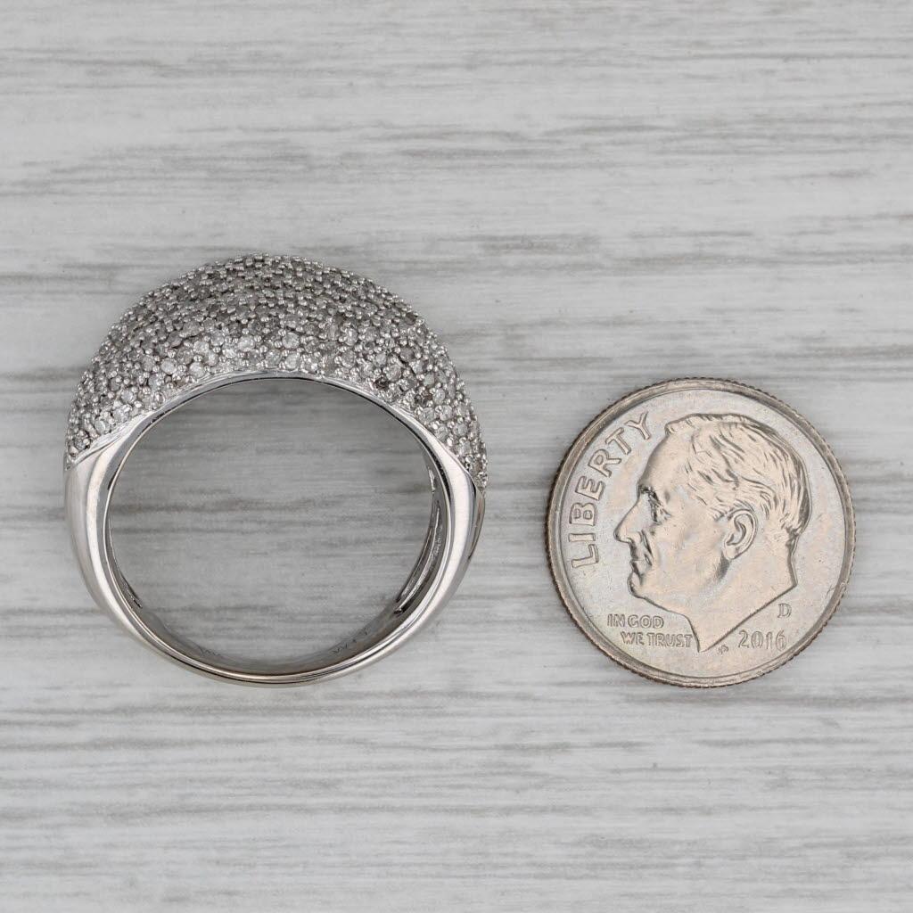 Anello con pavé di diamanti da 1,25 ct. in oro bianco 14k, misura 8. in vendita 3