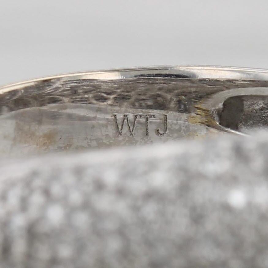 Anello con pavé di diamanti da 1,25 ct. in oro bianco 14k, misura 8. in vendita 4