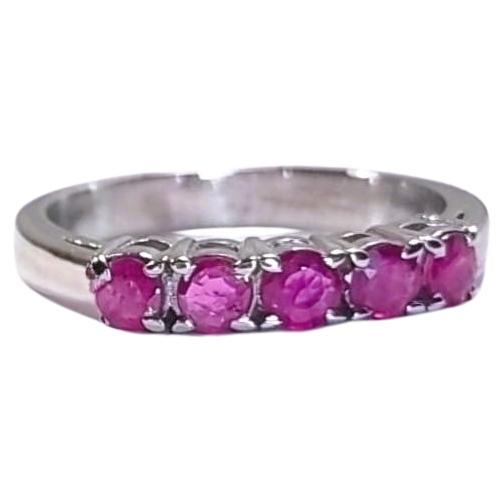 Round Cut 1.25ctw Pink Sapphire Band Ring For Sale