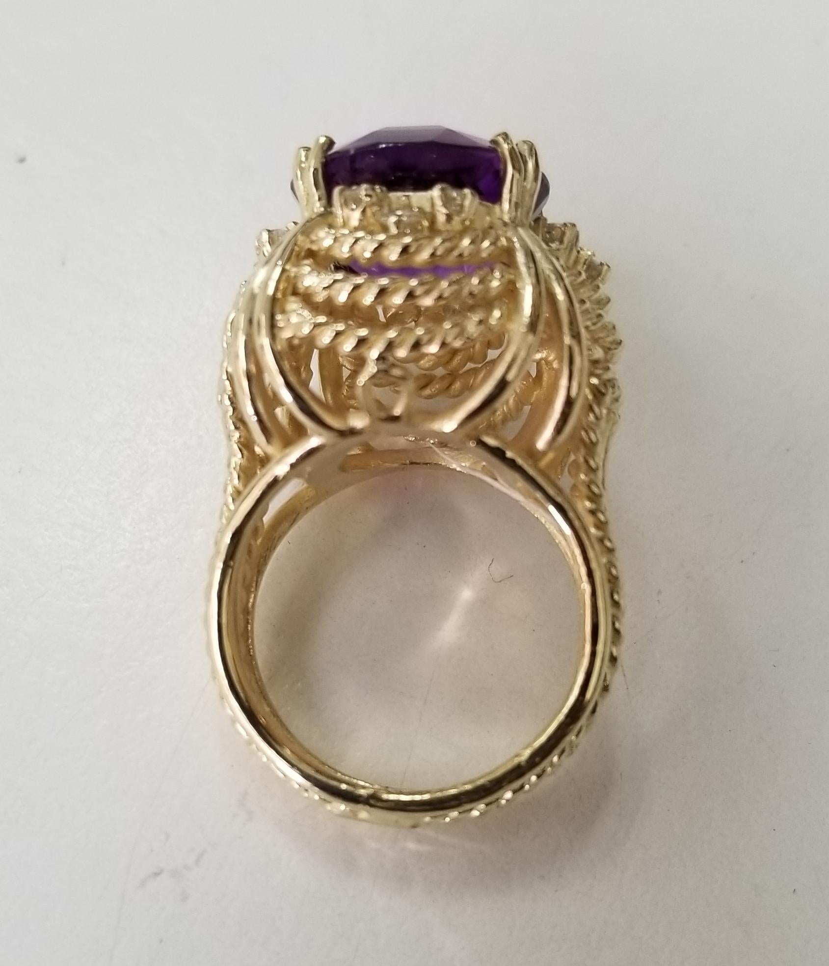 Amethyst and Diamond 14 Karat Ring In New Condition For Sale In Los Angeles, CA