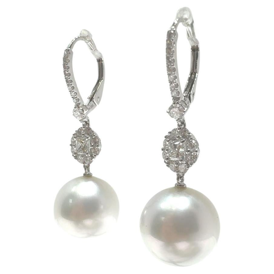 12.5mm South Sea Pearl Diamond Drop Earrings in 14 Karat White Gold In New Condition For Sale In Hong Kong, HK