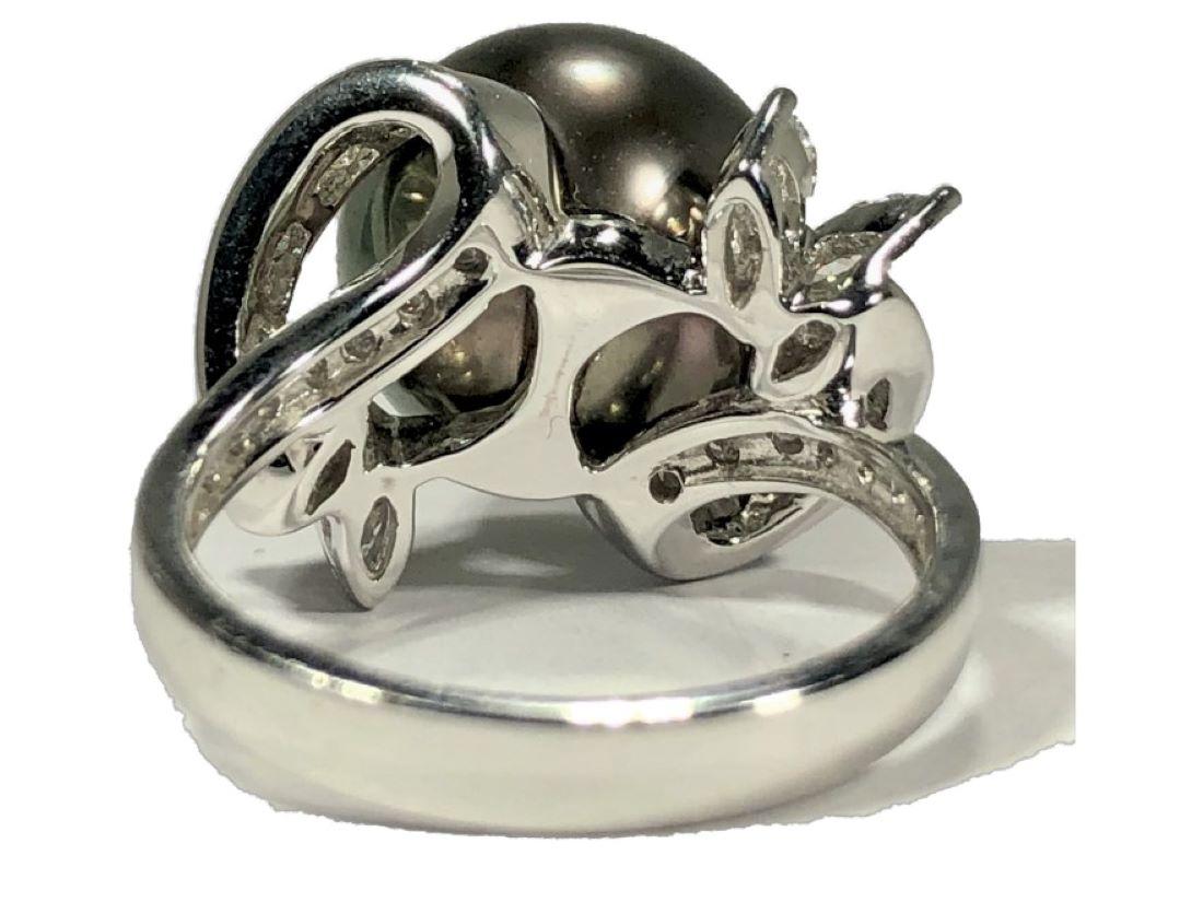 Women's Tahitian Grey Pearl and Diamond Ring in White Gold