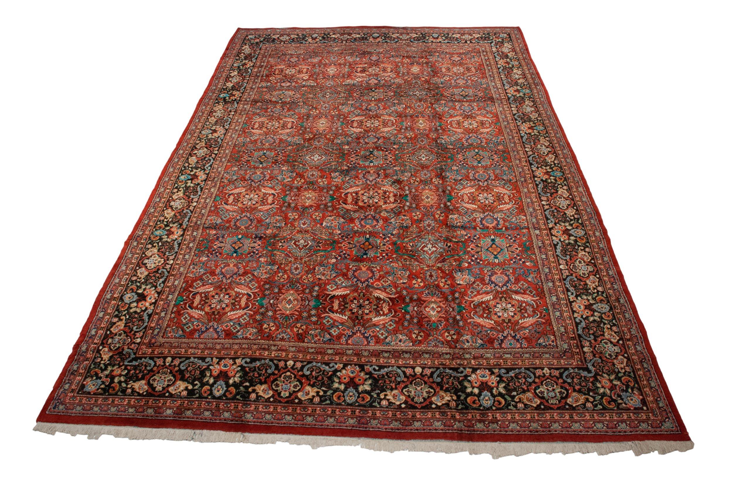 Vintage Mahal Carpet For Sale 1