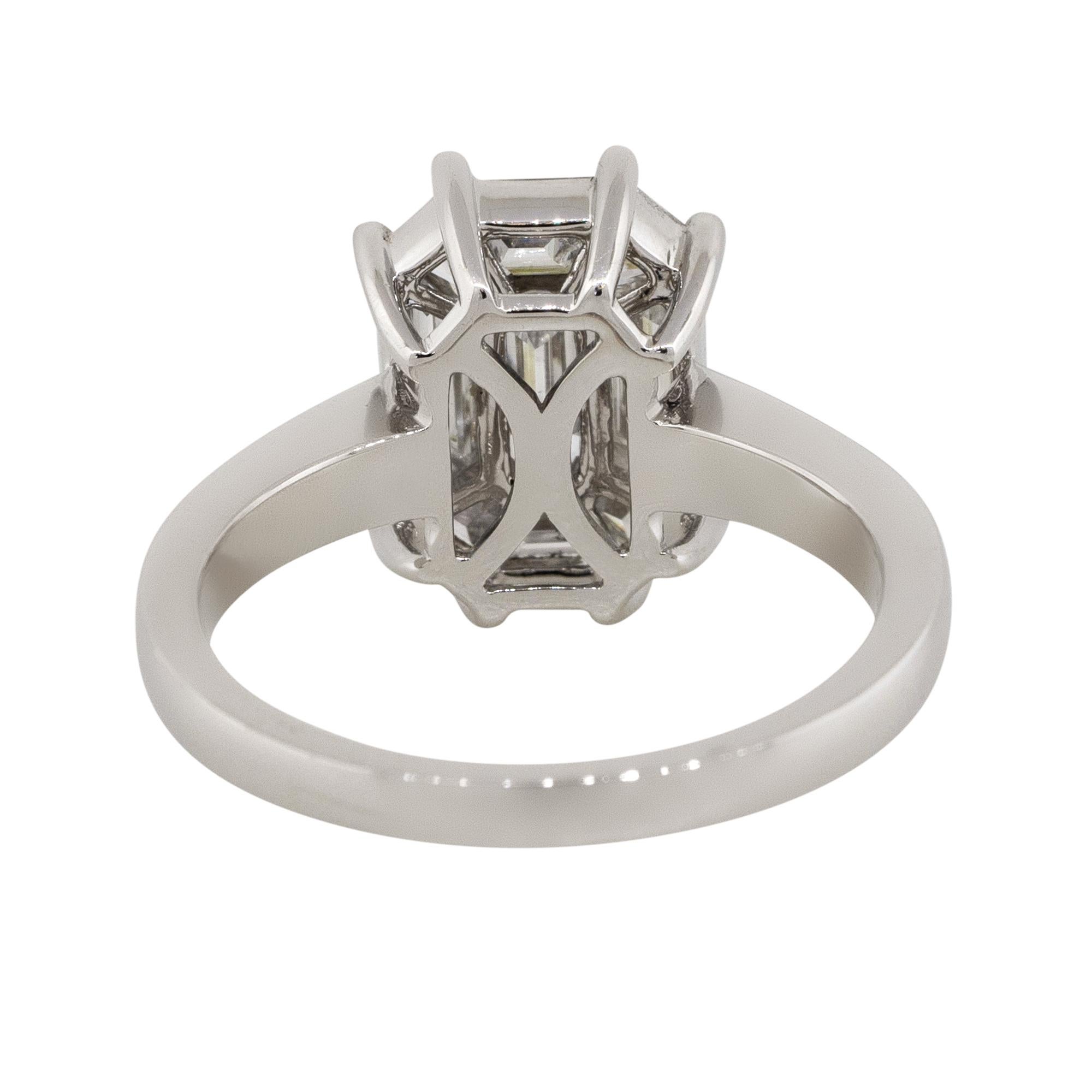 1.26 Carat Diamond Solitaire Octagonal Ring 18 Karat in Stock In Excellent Condition In Boca Raton, FL