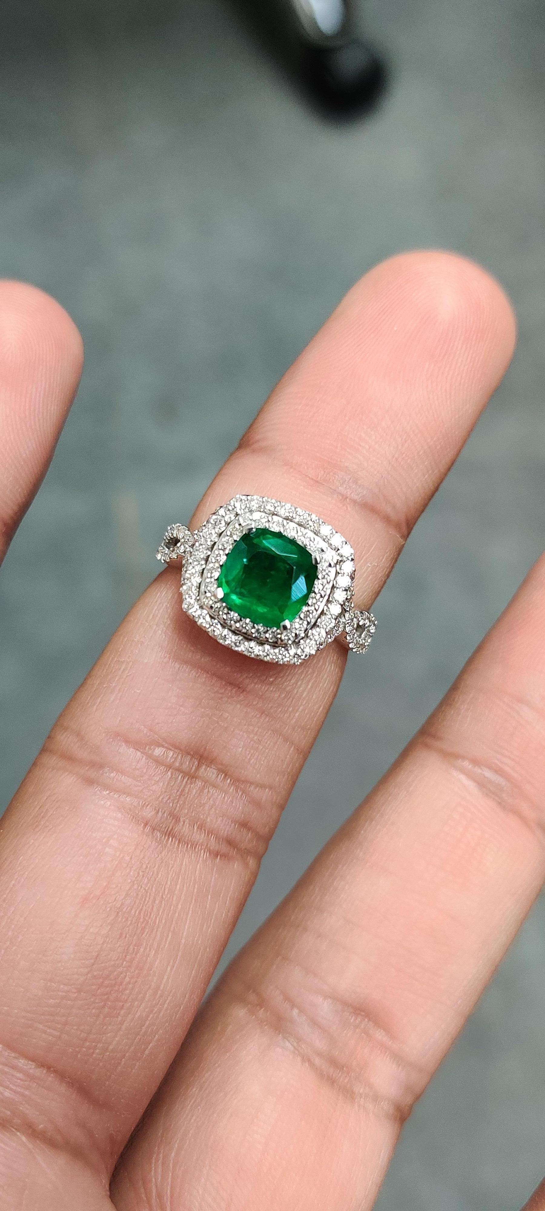 Women's 1.26 Carat Emerald with Halo Diamonds 18K White Gold Ring
