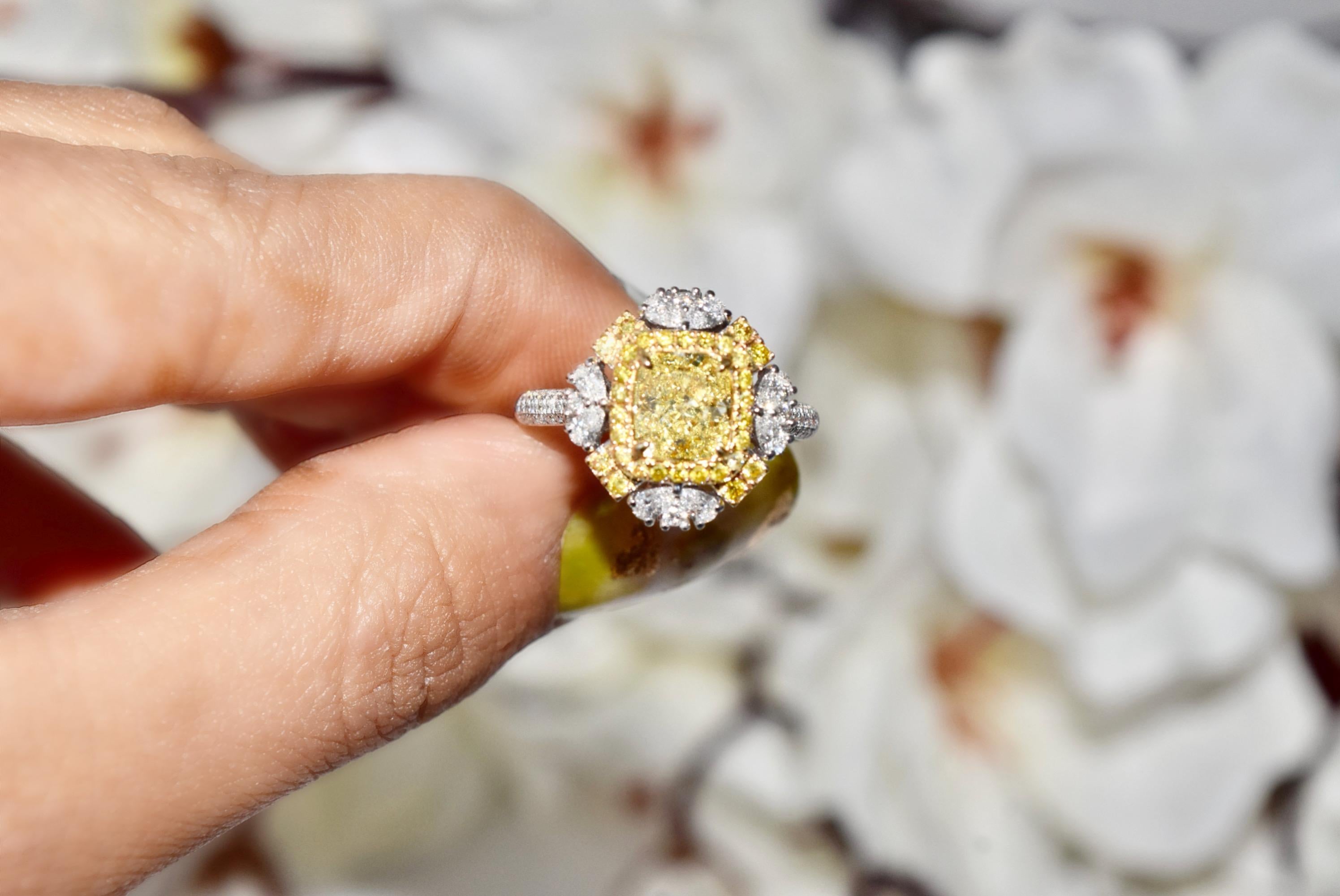 **100% NATURAL FANCY COLOUR DIAMOND JEWELRY**

✪ Jewelry Details ✪

♦ MAIN STONE DETAILS

➛ Stone Shape: Cushion
➛ Stone Color: Fancy Intense Yellow
➛ Stone Clarity: SI1
➛ Stone Weight: 1.26 carats
➛ GIA certified

♦ SIDE STONE DETAILS

➛ Side white