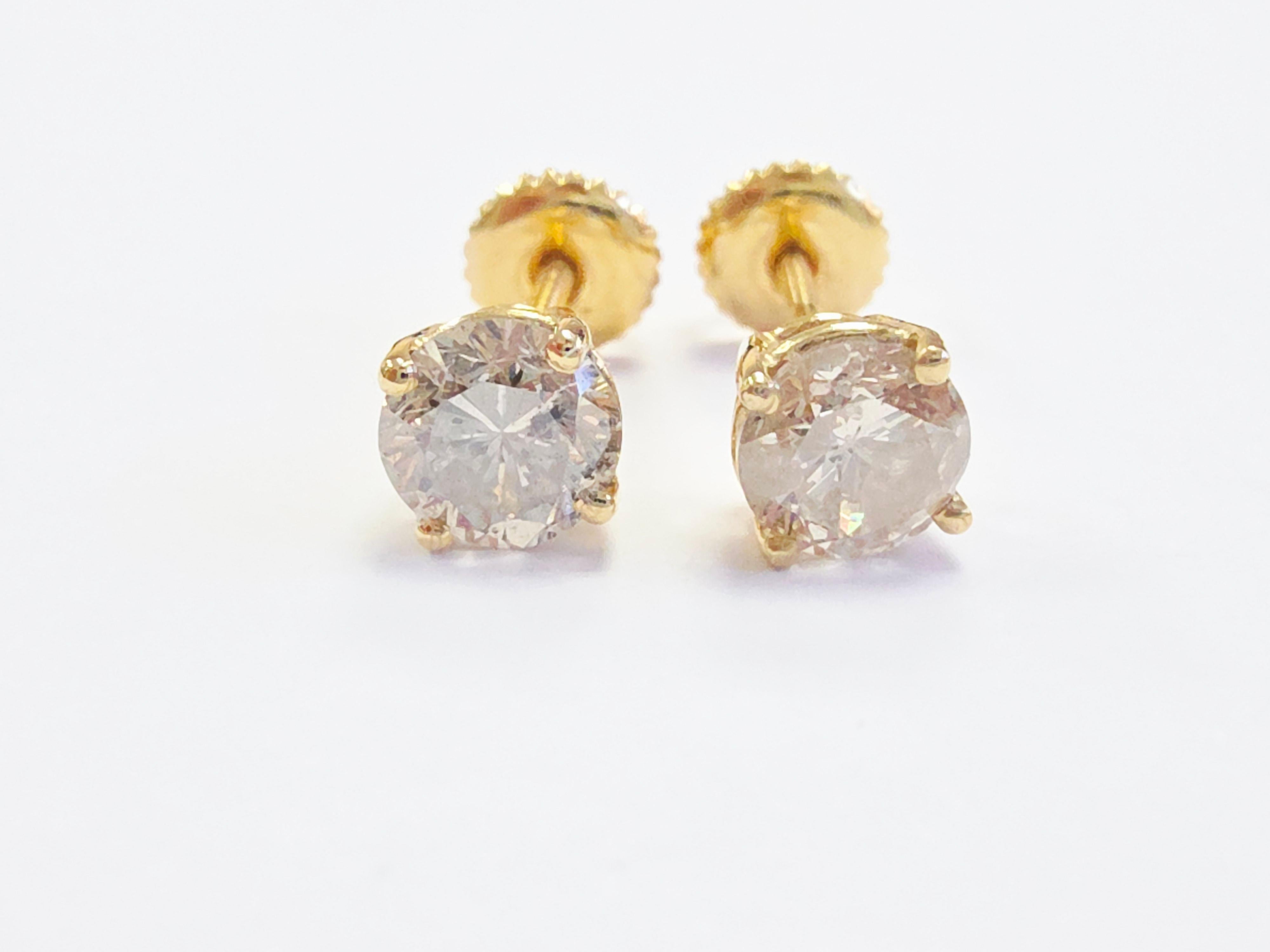 Taglio rotondo Borchie con diamanti tondi brillanti Nature da 1,26 carati in oro giallo 14 carati in vendita