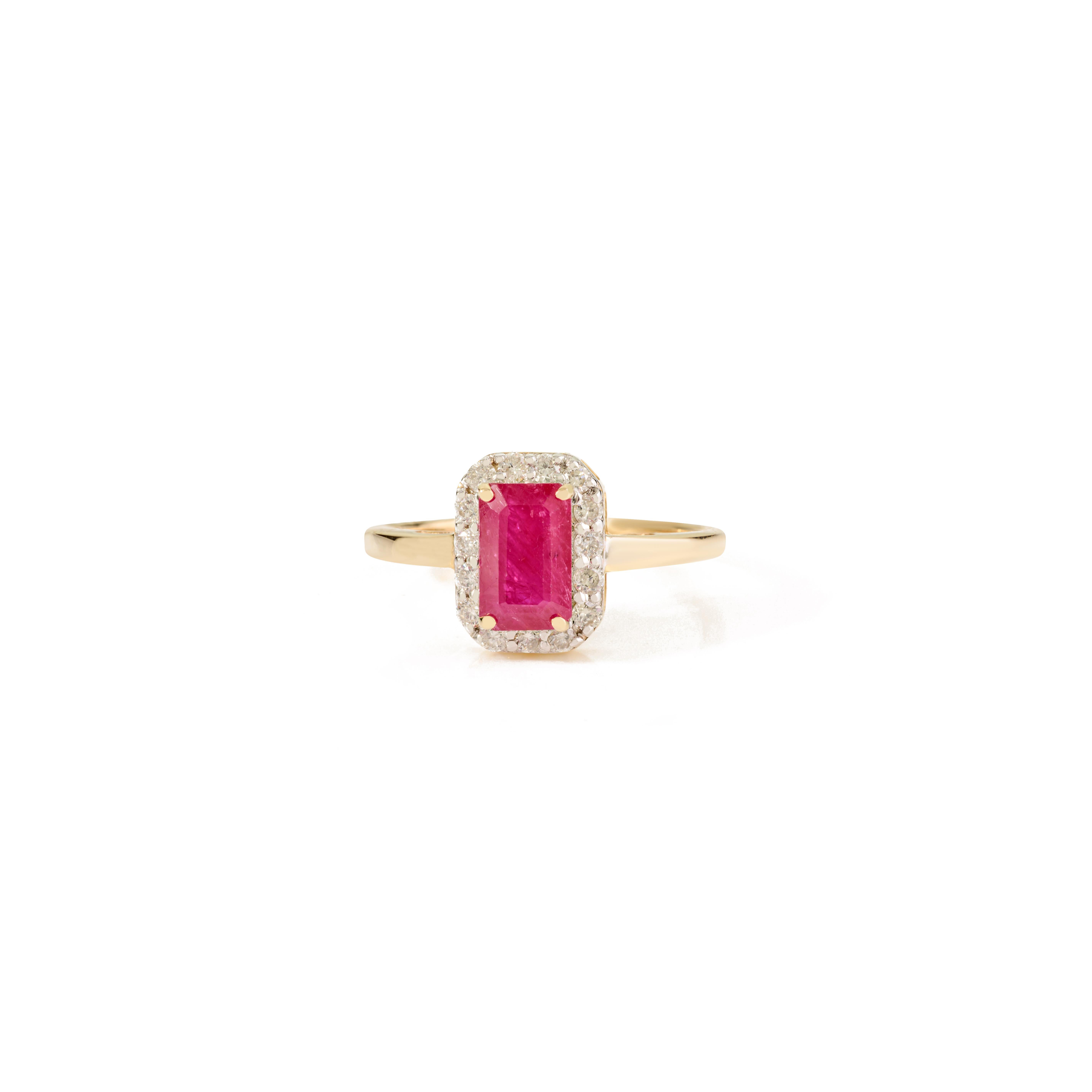 En vente :  Bague de fiançailles en or jaune 14k de 1,26 carat, rubis octogonal et halo de diamants 3