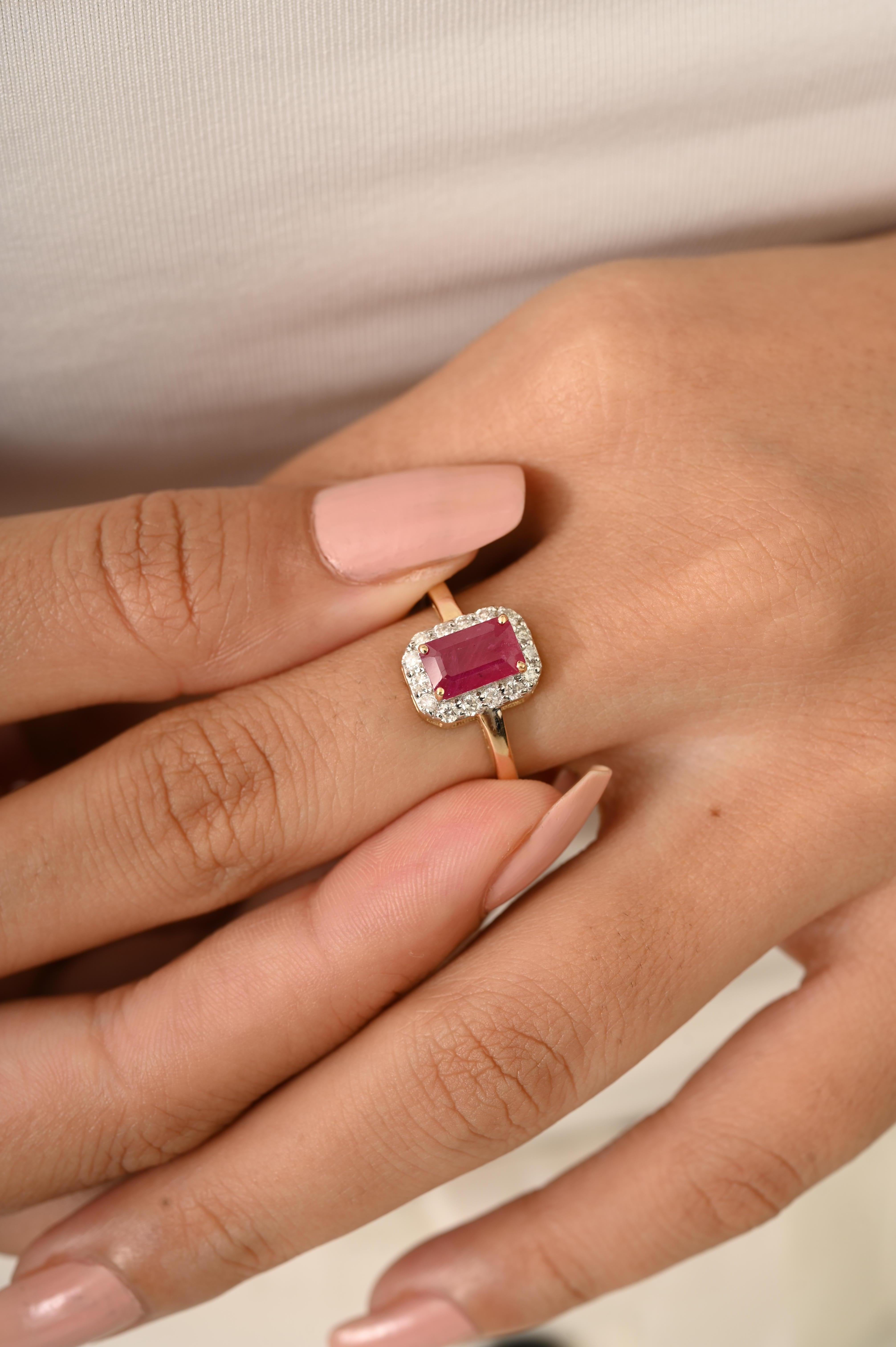 En vente :  Bague de fiançailles en or jaune 14k de 1,26 carat, rubis octogonal et halo de diamants 6